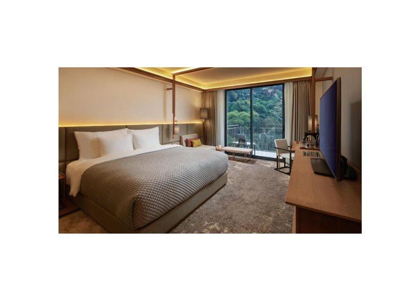 למבאנג The Gaia Hotel Bandung מראה חיצוני תמונה